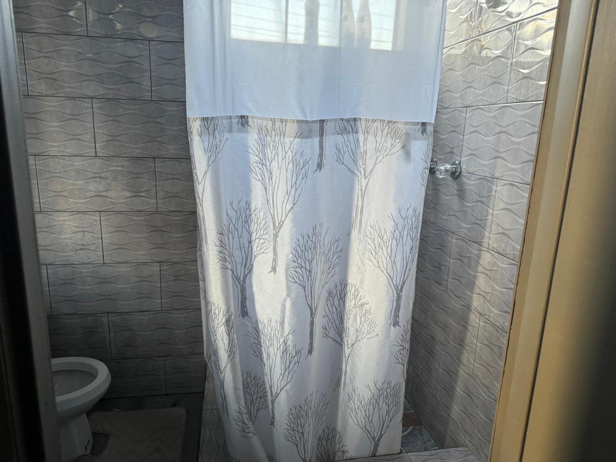 Jj Guest House Branns Hamlet Экстерьер фото